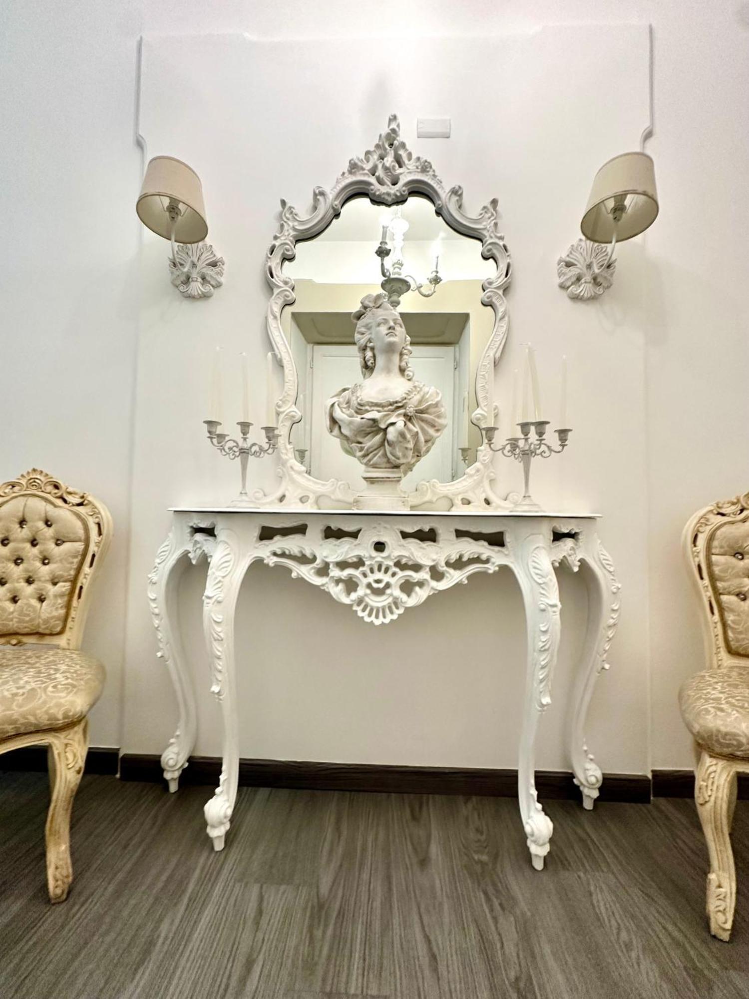 Palazzo Chiatamone Hotel Naples Luaran gambar