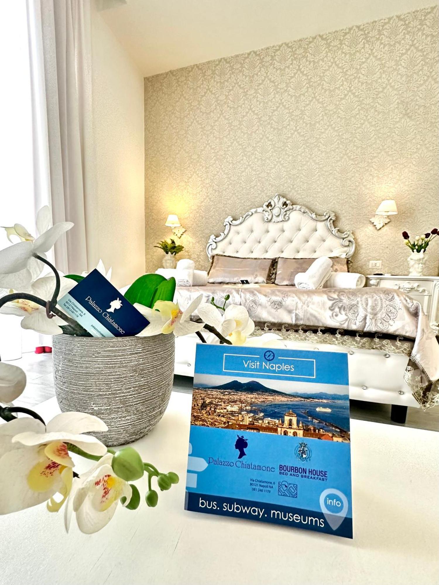 Palazzo Chiatamone Hotel Naples Luaran gambar