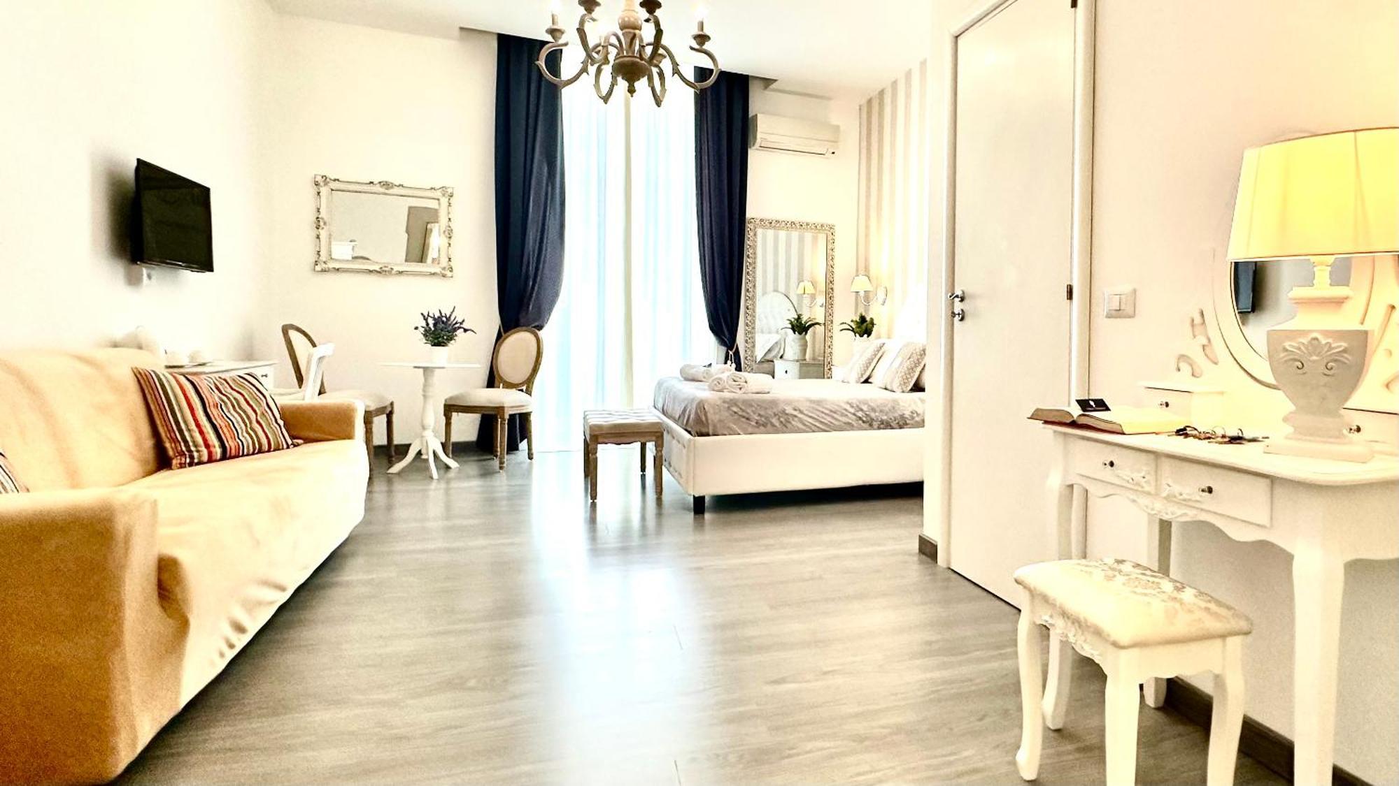 Palazzo Chiatamone Hotel Naples Luaran gambar