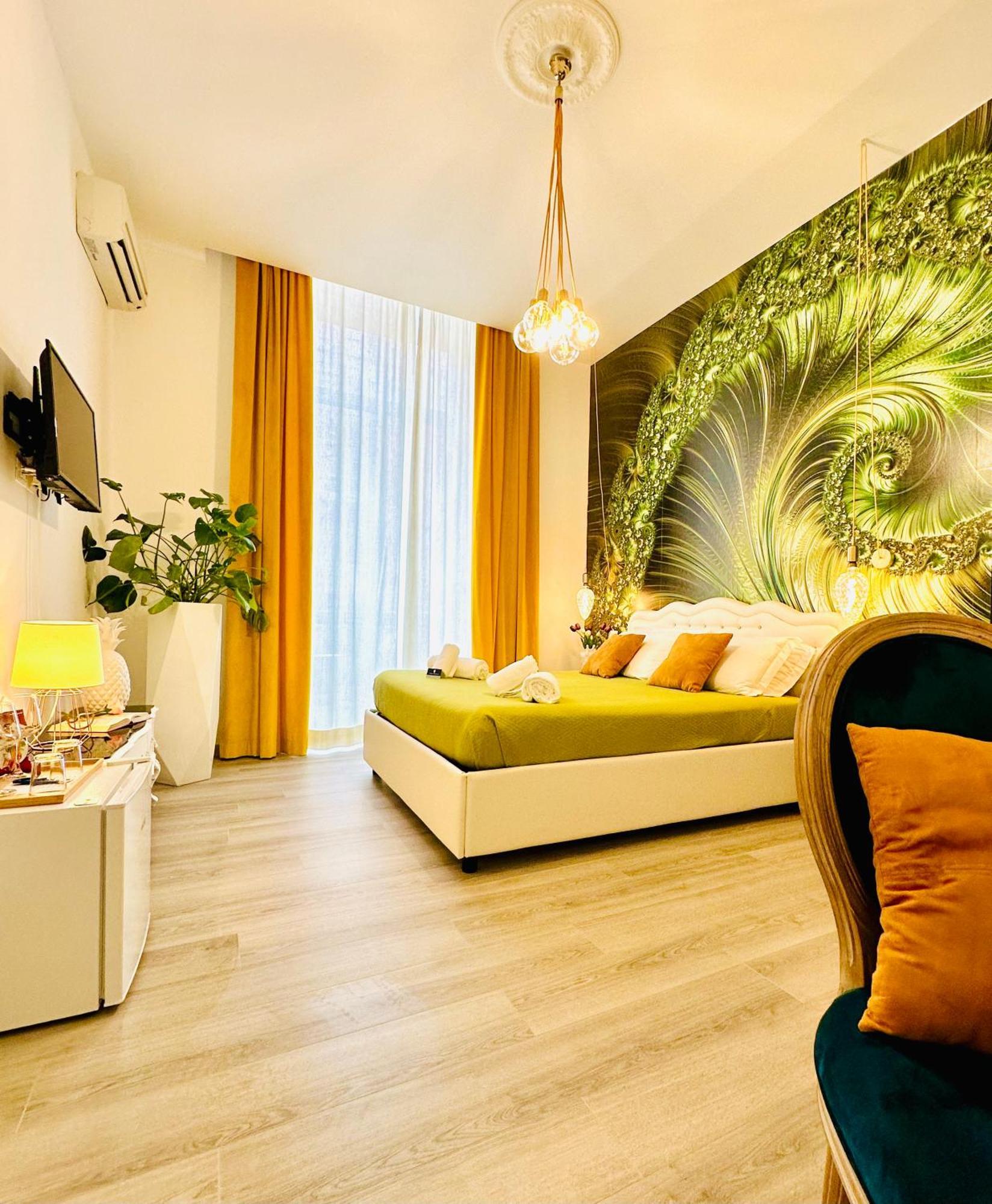 Palazzo Chiatamone Hotel Naples Luaran gambar